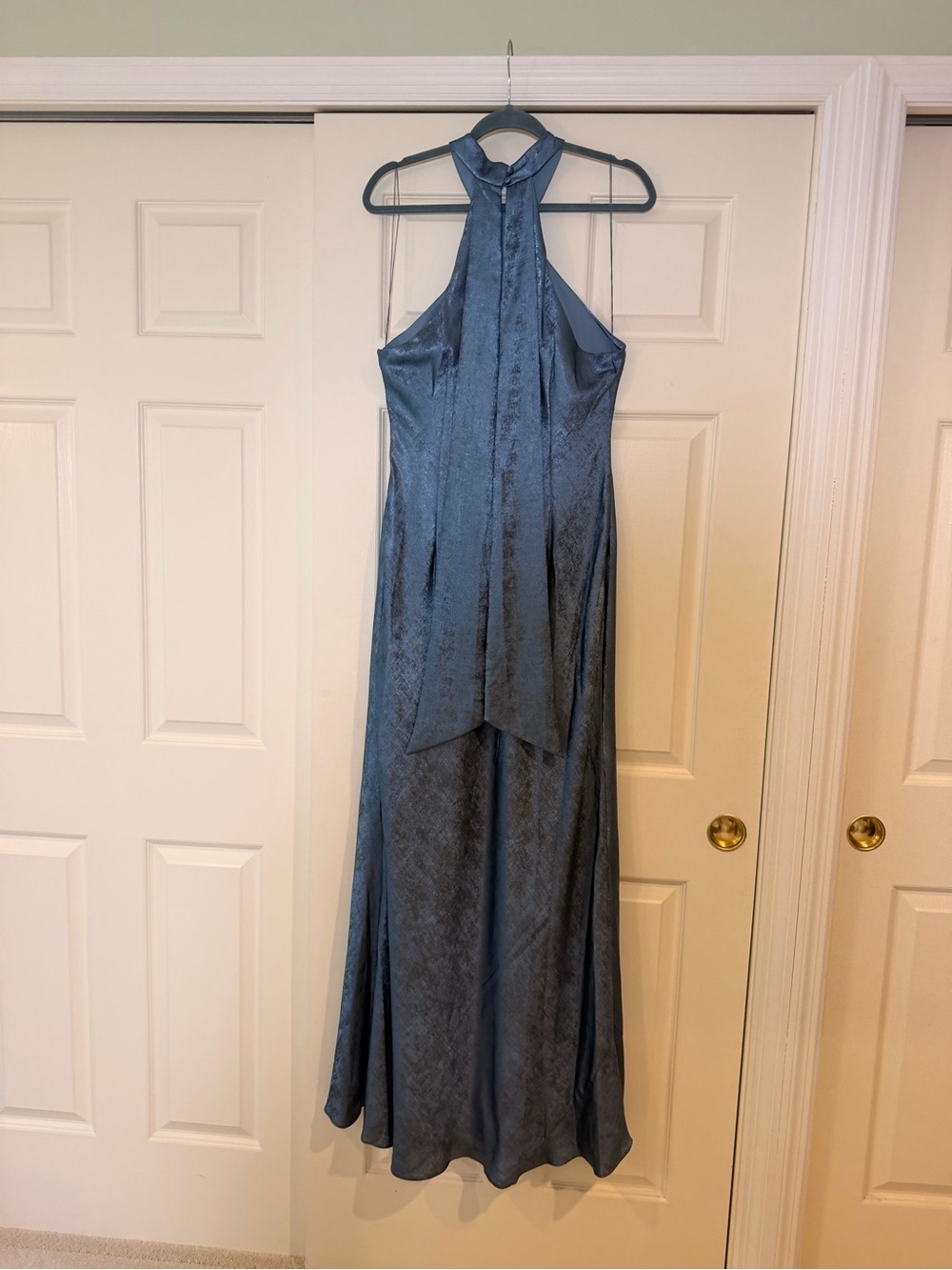 NWT ADRIANNA FOILED SATIN MERMAID GOWN HALTER NECKLINE FRENCH BLUE - Picture 6 of 9